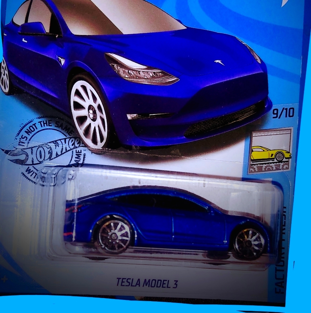 COPY - Tesla toy collectible. New